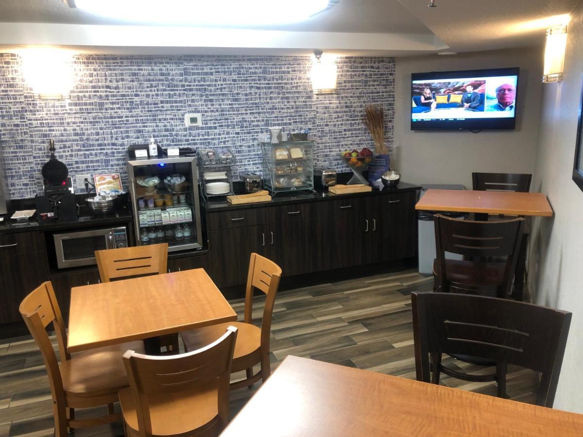 Hotel Americinn By Wyndham U Of M Crookston