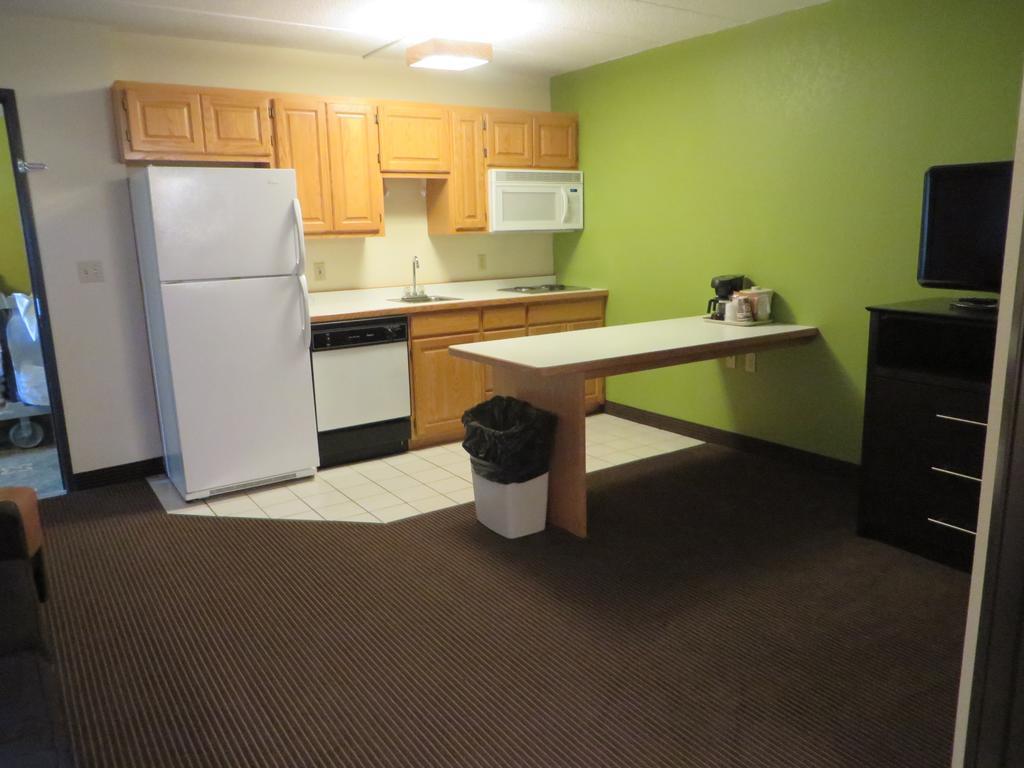 Americinn By Wyndham U Of M Hotel