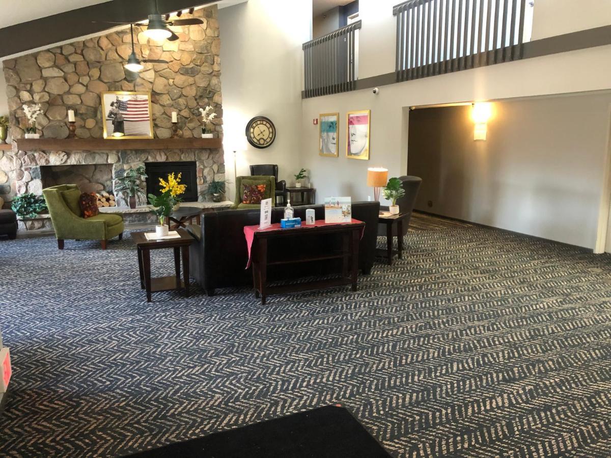 Hotel Americinn By Wyndham U Of M 3*