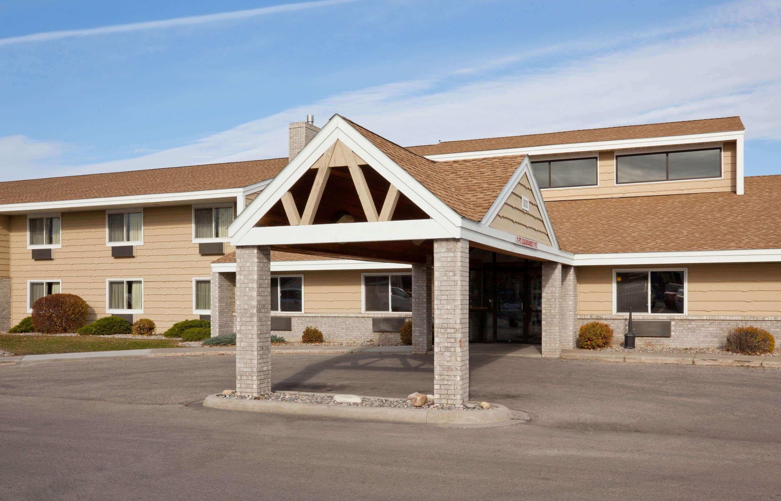 Americinn By Wyndham U Of M Hotel