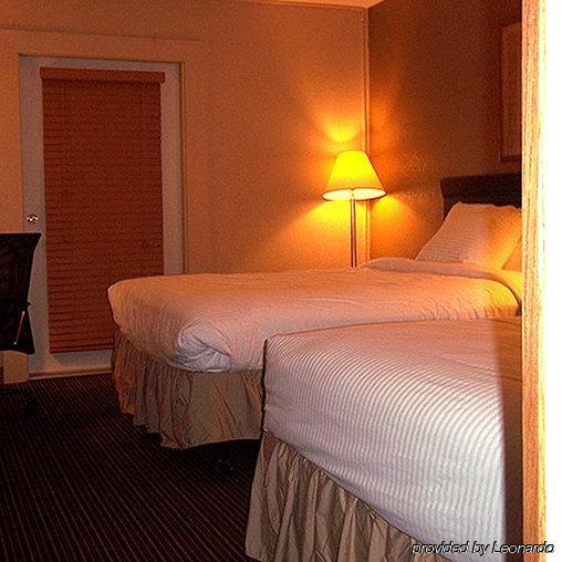 Americinn By Wyndham U Of M 3*
